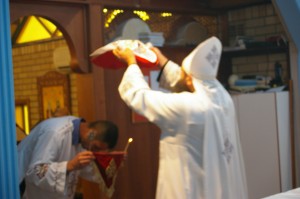 Liturgy SDEM 2008 476 "The Holies for the holy"